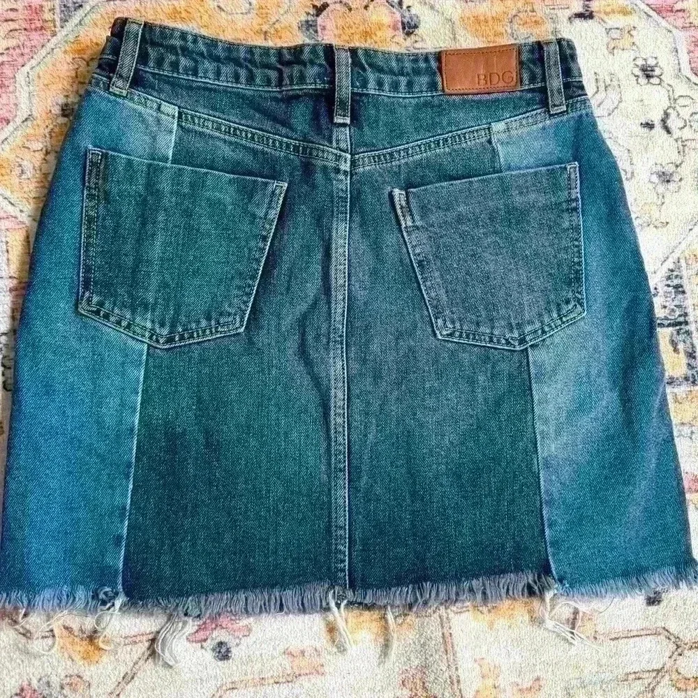 BDG Urban Outfitters Patchwork Jean Skirt Womens Medium - Picture 3 of 4